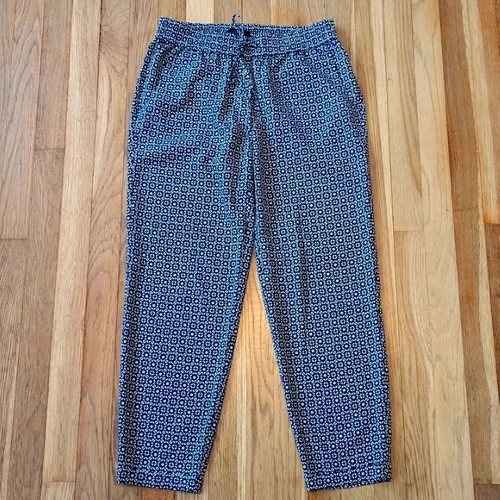 J.Crew Blue and white Mosaic print pants